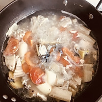 鲤鱼猪肉汤——美容养颜的做法图解4
