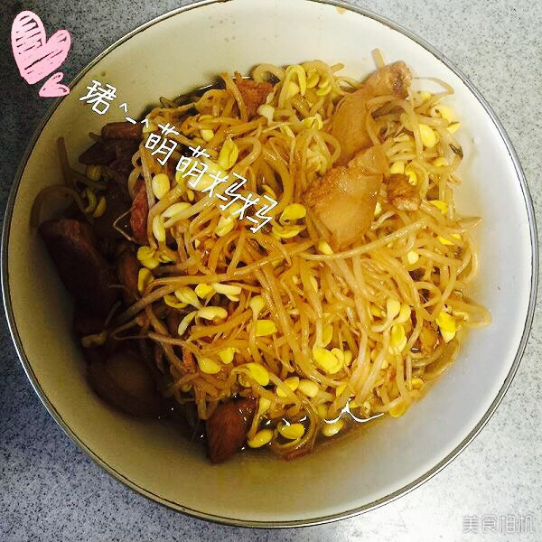 黄豆芽烧肉的做法