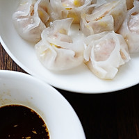 晶莹剔透的虾饺的做法图解8