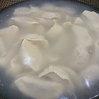 猪肉酸菜饺子的做法图解11