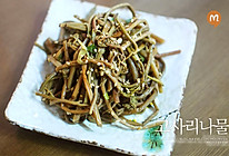 春天的味道，韩式炒蕨菜的做法