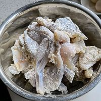 #米饭最强CP#牛蛙肉蟹煲的做法图解3