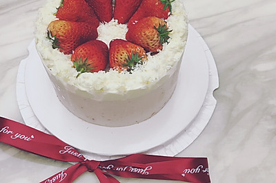 草莓慕斯芝士蛋糕