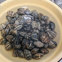 凉拌蛤蜊的做法图解1