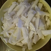 椰肉片的做法图解1