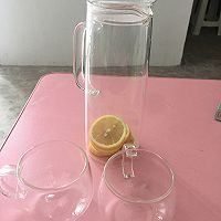 柠檬水+牛奶麦片+粽子（营养早餐）的做法图解1