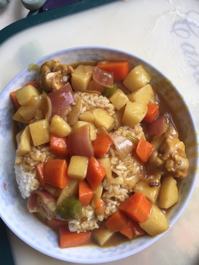 咖喱鸡腿饭