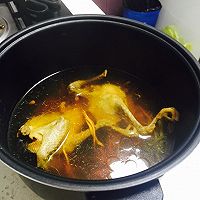 虫草花枸杞炖乳鸽的做法图解6