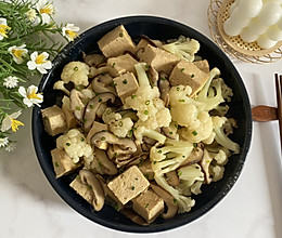 #感恩节烹饪挑战赛#香菇花菜炖豆腐的做法