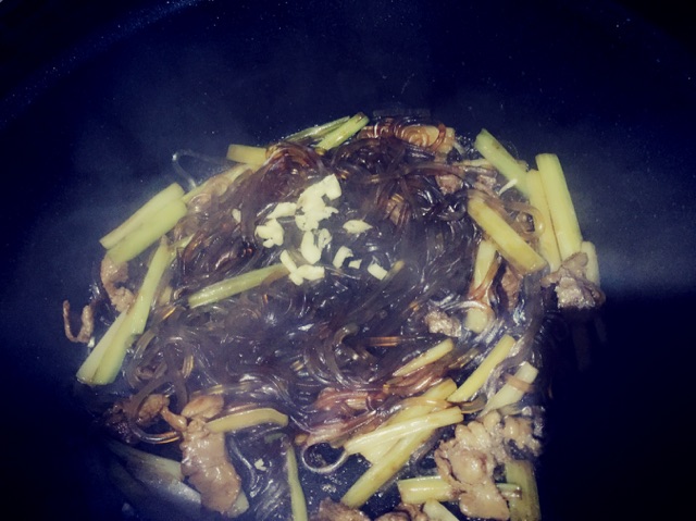 西芹肉丝粉的做法图解8
