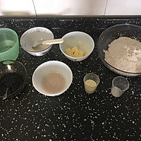 黑眼豆豆小面包的做法图解1