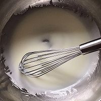 清新美味的酸奶萨瓦林蛋糕的做法图解2