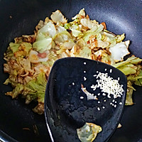 #下饭红烧菜#干锅包菜的做法图解12
