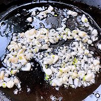 #餐桌上的春日限定#蒜蓉油菜炒蟹足棒的做法图解4