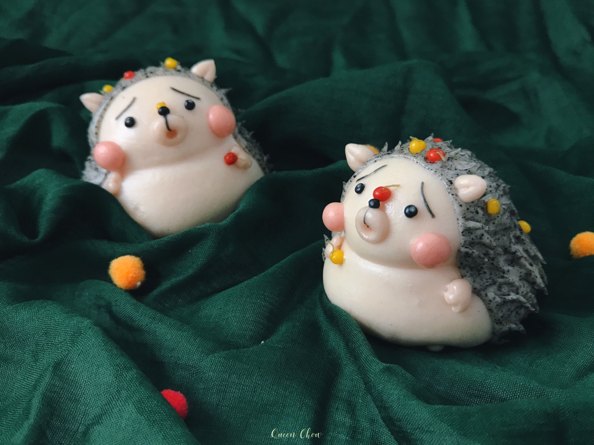 [cartoon bread & cartoon bag] Hedgehog