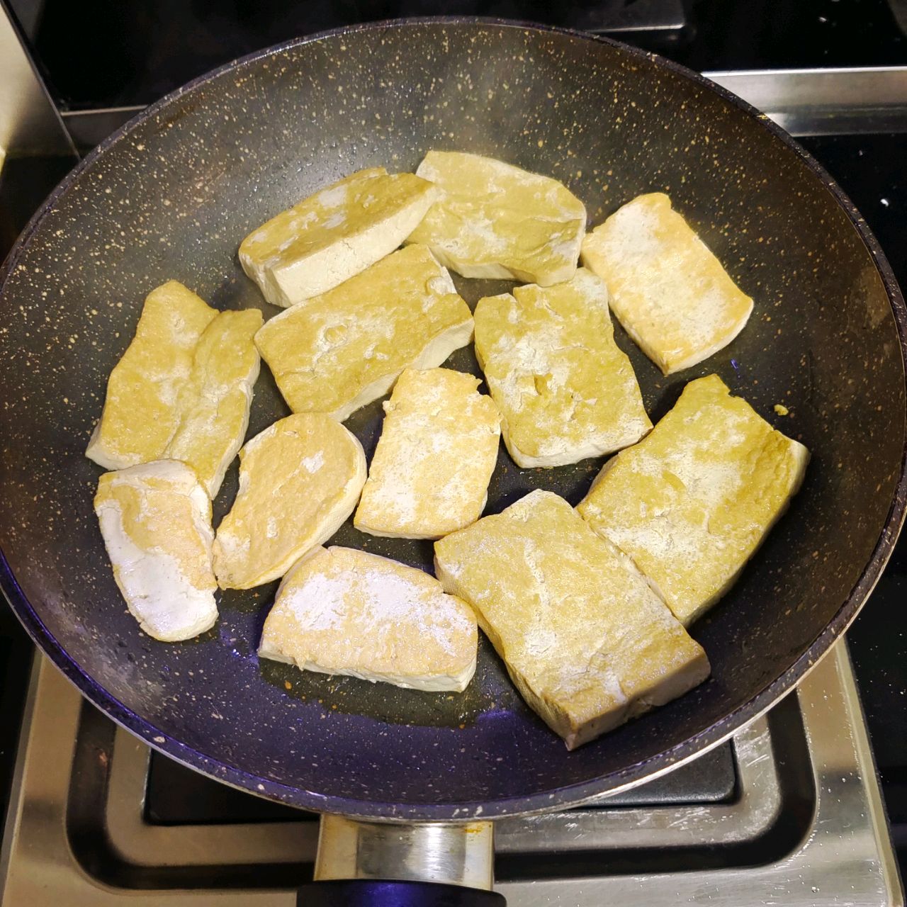 照烧黄金豆腐怎么做_照烧黄金豆腐的做法_千寻树_豆果美食