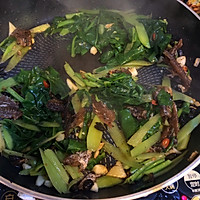 豆豉鲮鱼炒芥蓝的做法图解9