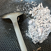 酸菜炒肉丝的做法图解7