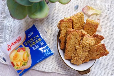 健身人的高蛋白无麸质零食粒粒脆