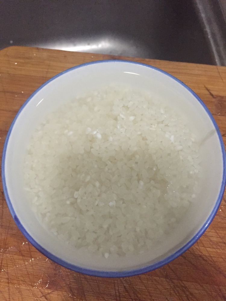皮蛋瘦肉粥(煮20分钟即可)的做法图解1