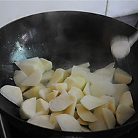 香辣土豆烧排骨#金龙鱼外婆乡小榨菜籽油#的做法图解3