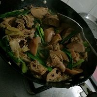 莲藕焖鸭的做法图解8