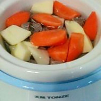 胡萝卜牛肉汤的做法图解4