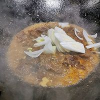 #东古滋味 幸福百味#可以干掉一大盆米饭的家常红烧牛腩的做法图解7
