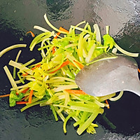 #肉食主义狂欢#芹菜炒肉丝的做法图解6