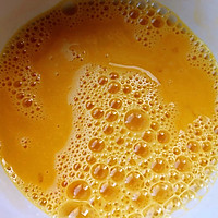 #钟于经典传统味#腊肠芹叶蛋炒饭的做法图解6