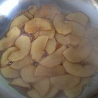 蜜汁溜苹果的做法图解6