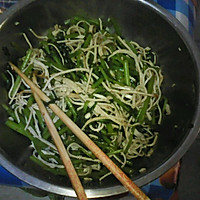 凉拌豆腐丝茼蒿的做法图解3
