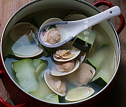 十分钟快手海鲜汤俘获全家人的胃--【冬瓜汆文蛤】的做法
