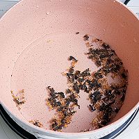 #新年好食，只炼好事#桂花炼乳奶茶的做法图解2