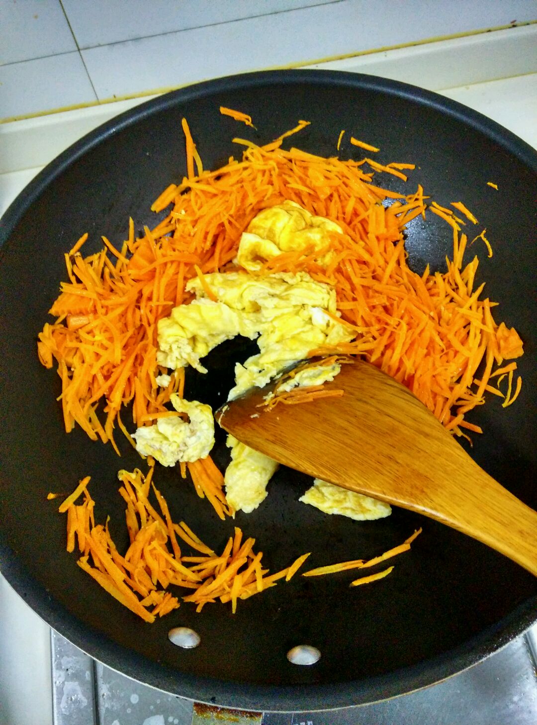 胡萝卜丝炒鸡蛋怎么做_胡萝卜丝炒鸡蛋的做法_豆果美食