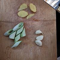 排骨炖豆角的做法图解7