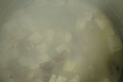 排骨咸萝卜条炖豆腐