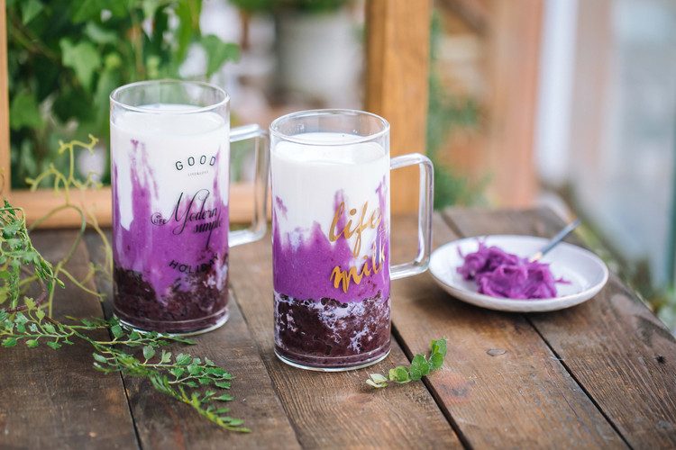 紫薯芋香牛奶杯的做法