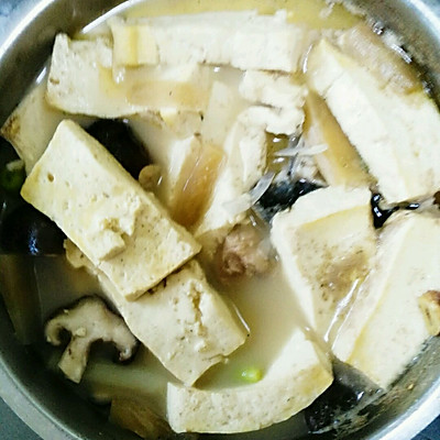 鱼头豆腐汤