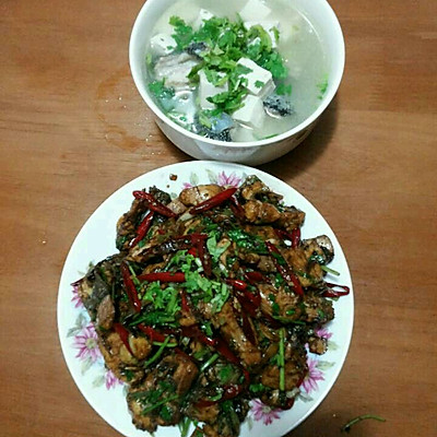 黑鱼二吃(干煸黑鱼+鱼骨豆腐汤)