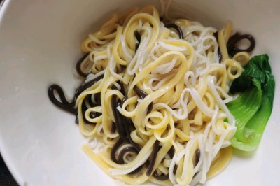 大盘鸡拌面