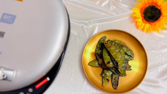 #利仁小钢人电饼铛#烤豆角的做法