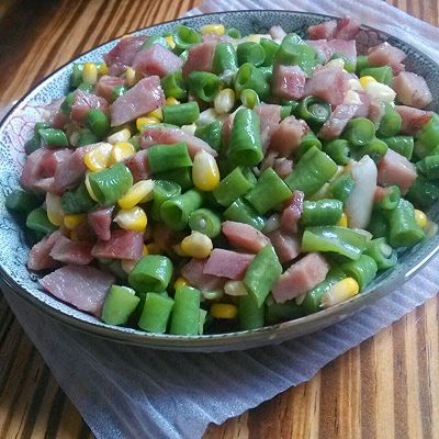 宝宝餐单（豆角粟米炒叉烧）