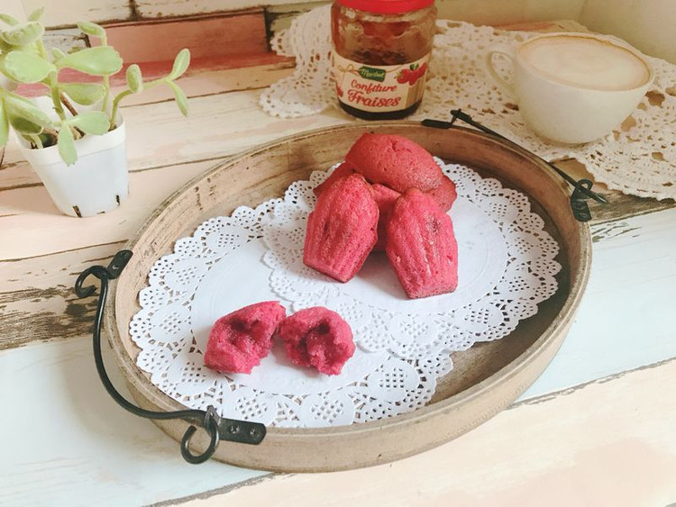 sweet草莓酱夹心 玛德琳 甜蜜可爱粉粉嫩嫩下午茶早餐的做法