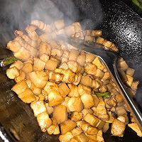 五花肉＋卤蛋的做法图解1