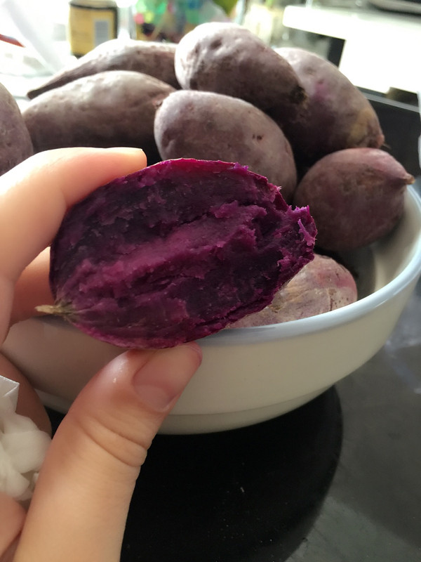 微波炉烤地瓜（紫薯）