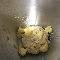 土豆香葱乳酪软欧的做法图解1