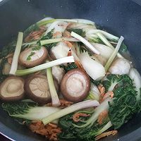 鱼丸虾皮烩奶白菜的做法图解10