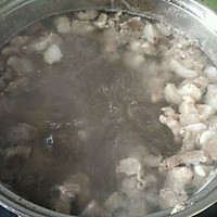 新疆民族小吃粉汤的做法图解1