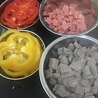 黑胡椒牛柳比萨的做法图解5